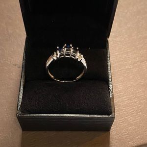 SOLD ❌somewhere else..Womens Diamond Accent Genuine Blue Sapphire 10K Gold Ring